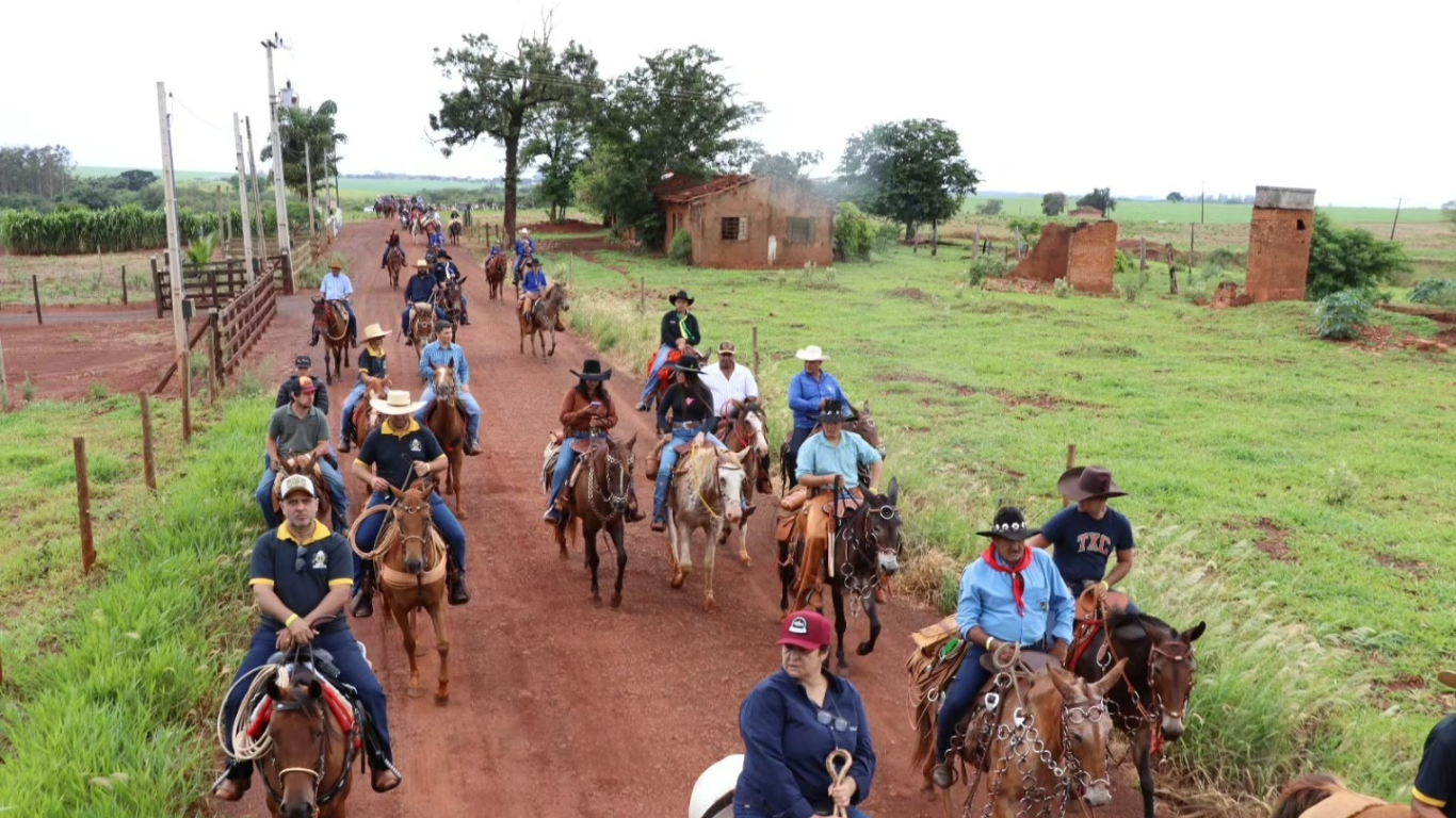 3ª Cavalgada de Cruzália ocorre neste domingo, dia 24 de novembro