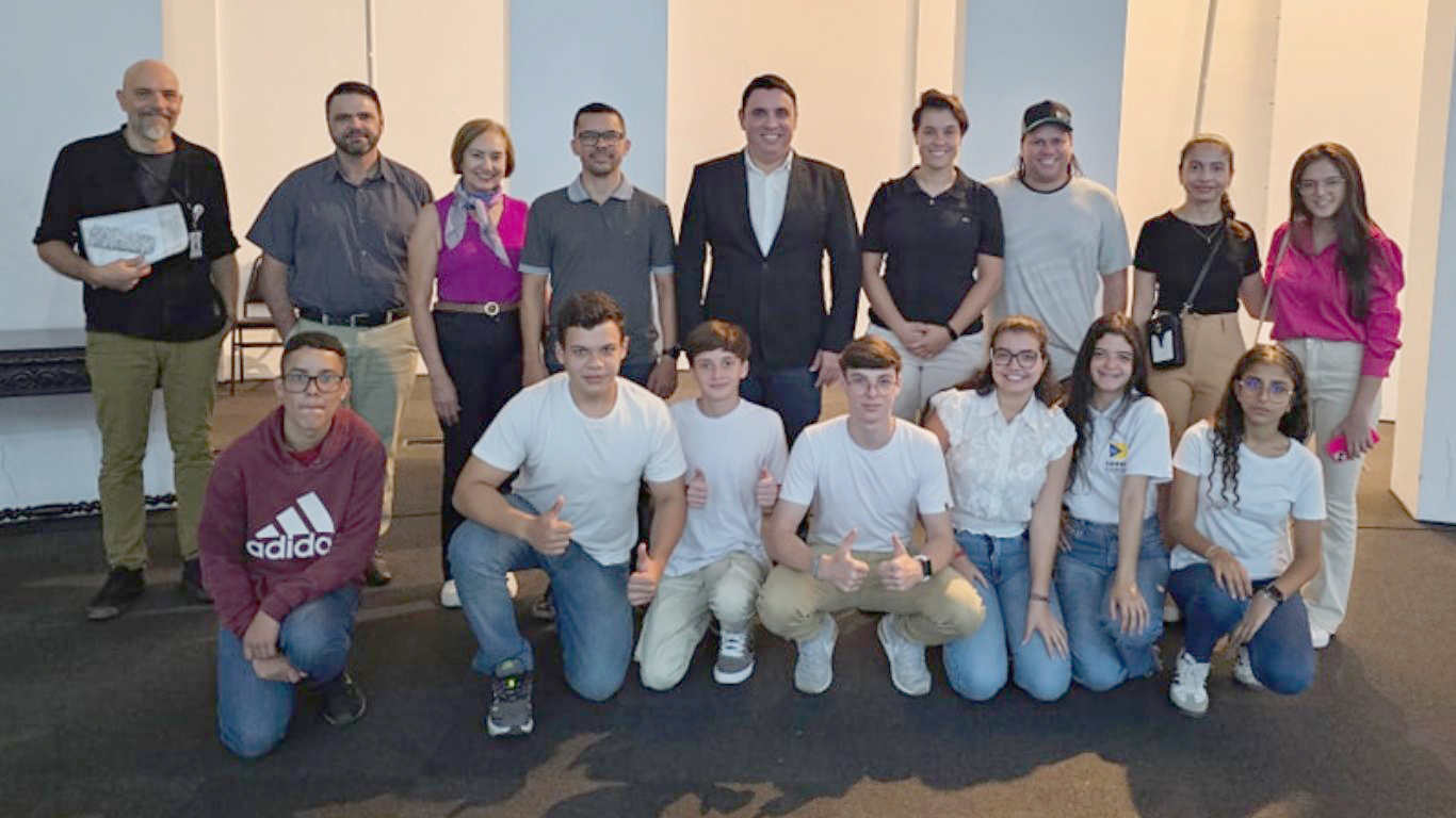 Parlamento Jovem de Maracaí visita o Palácio dos Bandeirantes