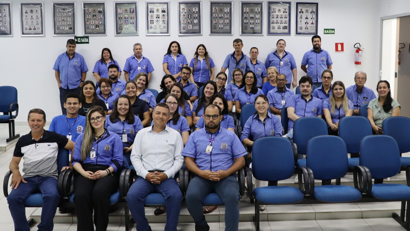 Prefeitura de Cruzália realiza palestra sobre a relevância da ouvidoria no meio social