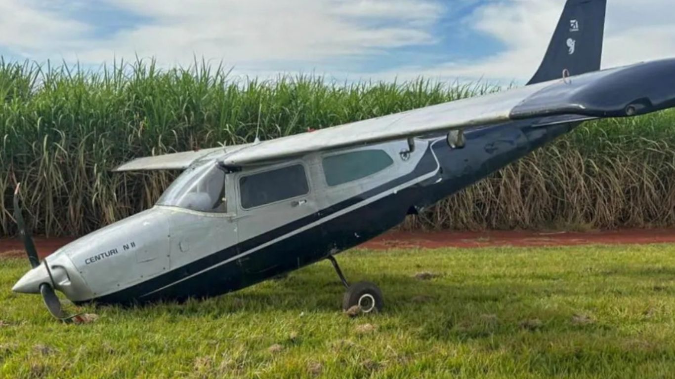 Polícia investiga pouso forçado de avião de pequeno porte em Tarumã