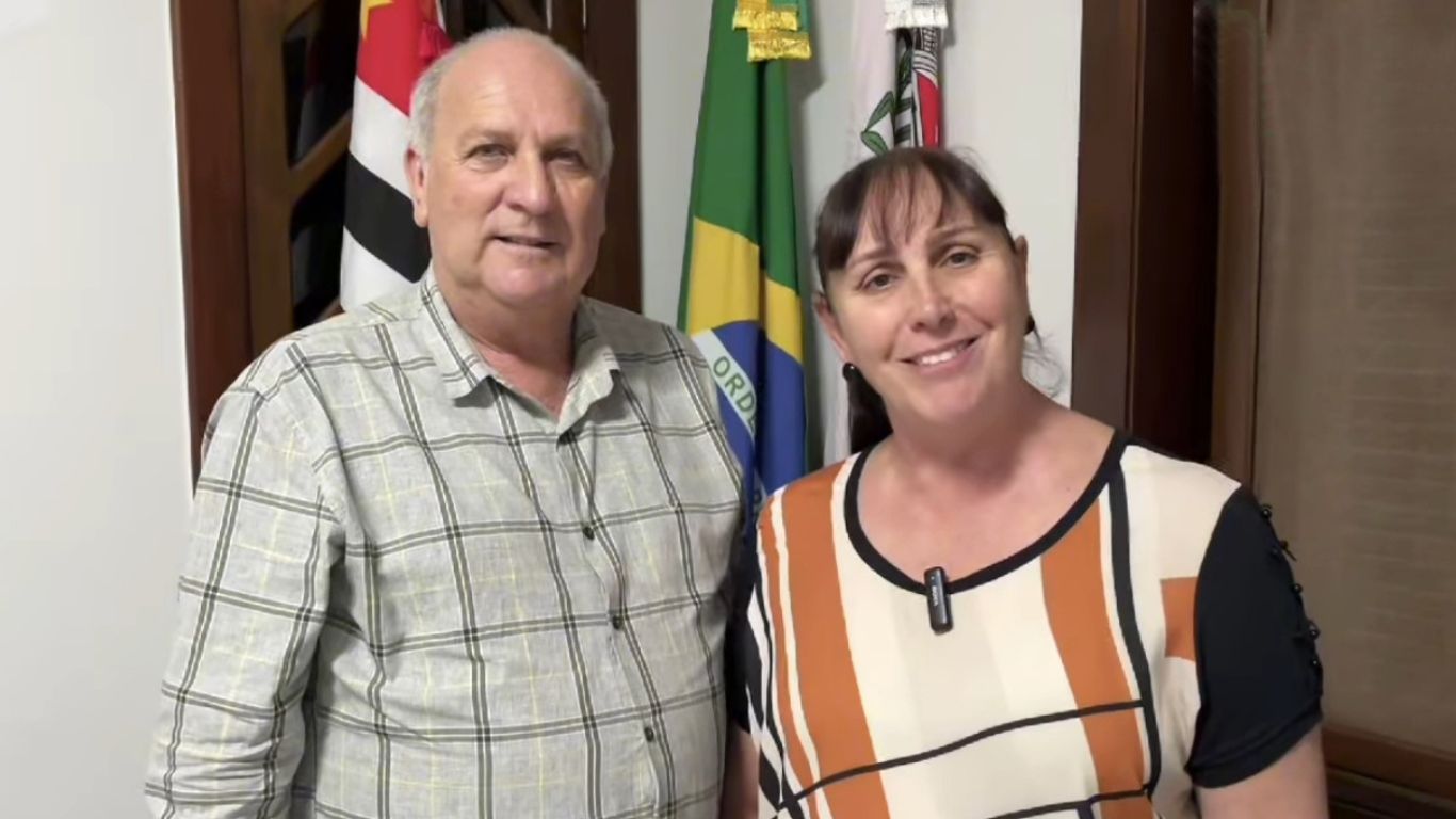 Adriana Roncada e Valdemar do Fadul anunciam decreto com desconto inédito no transporte municipal de Tarumã