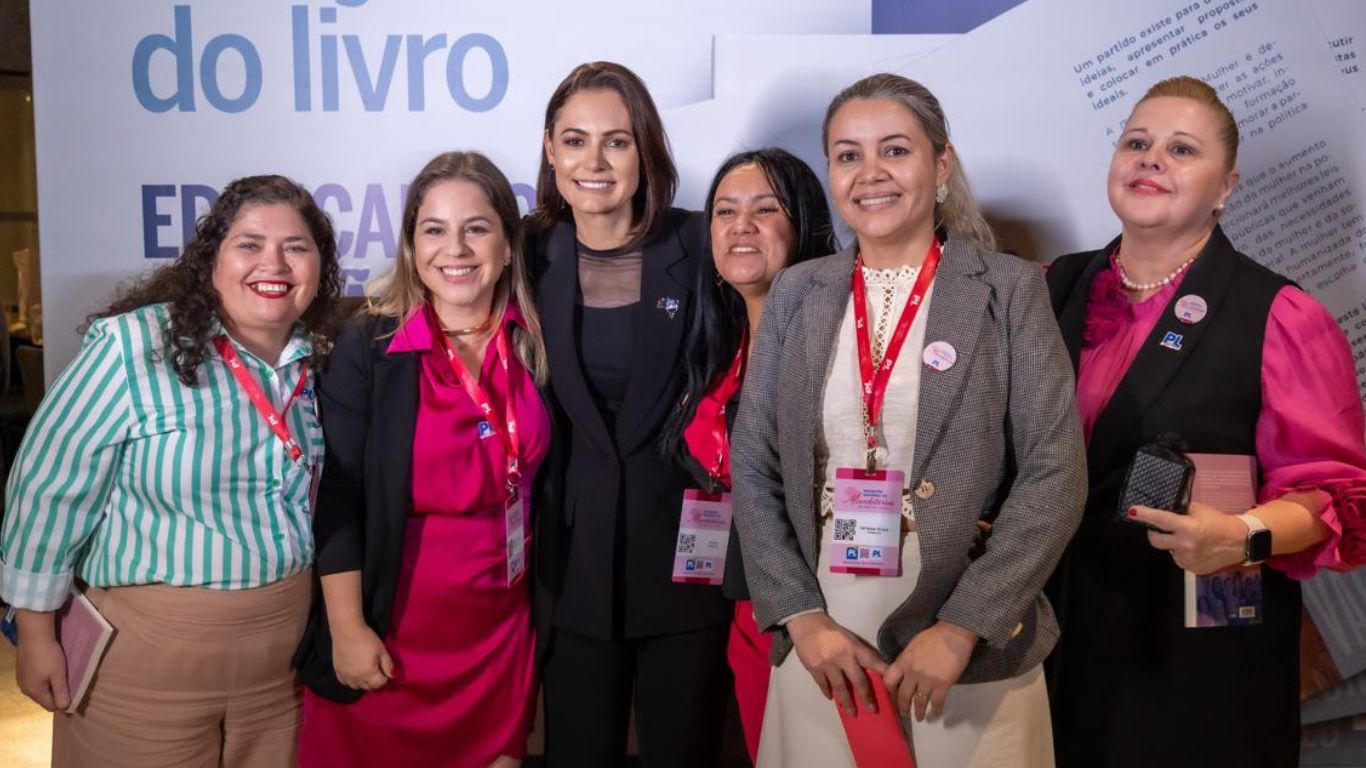 Vereadora representa Pedrinhas Paulista em Encontro Nacional de Mandatárias do PL Mulher