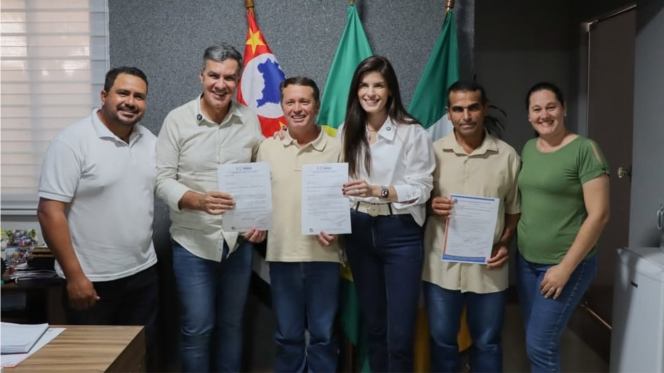 Cruzália fortalece articulações políticas após visita de deputados estadual e federal