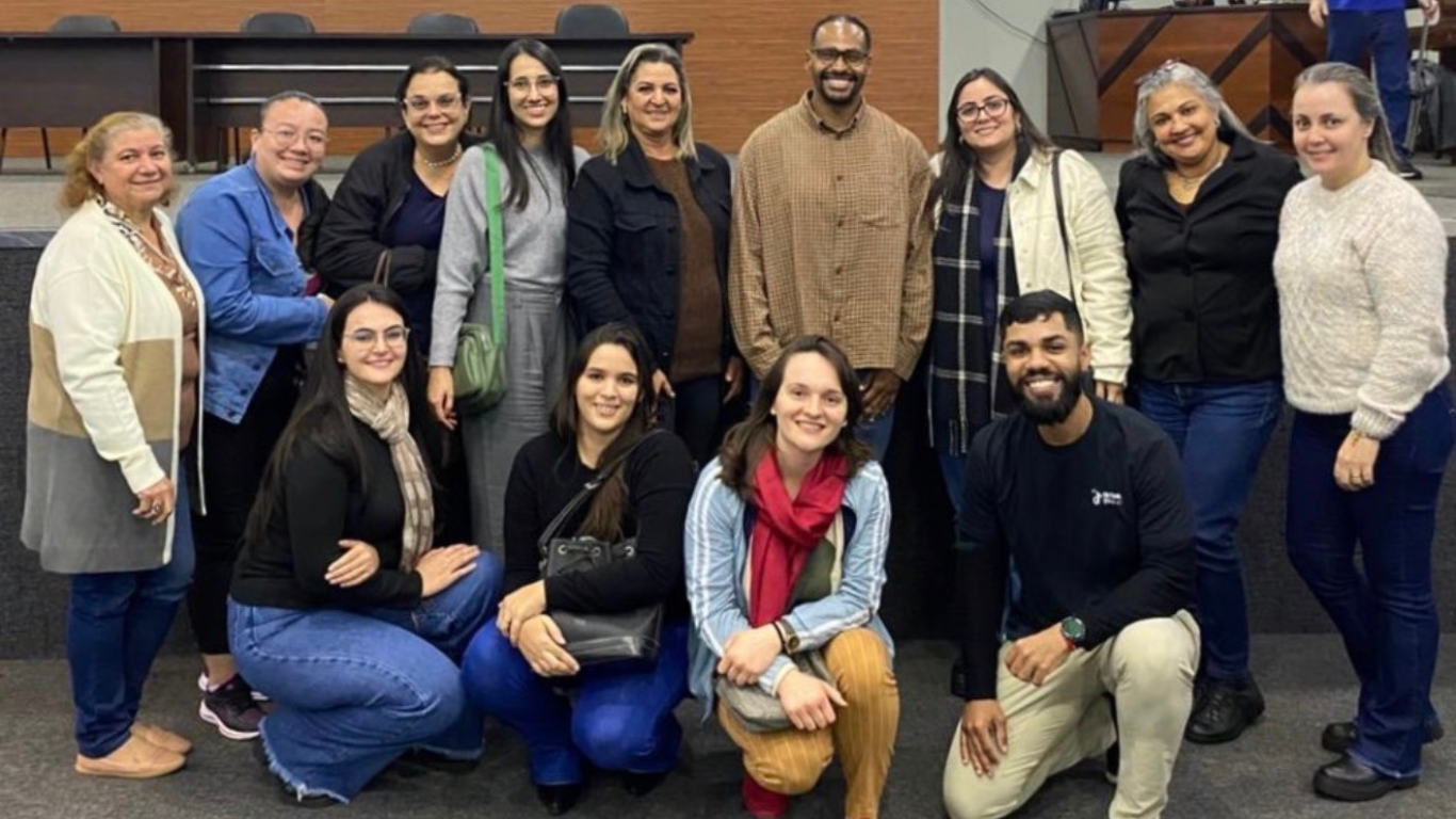 Pedrinhas Paulista participa de evento sobre inovação digital em Marília