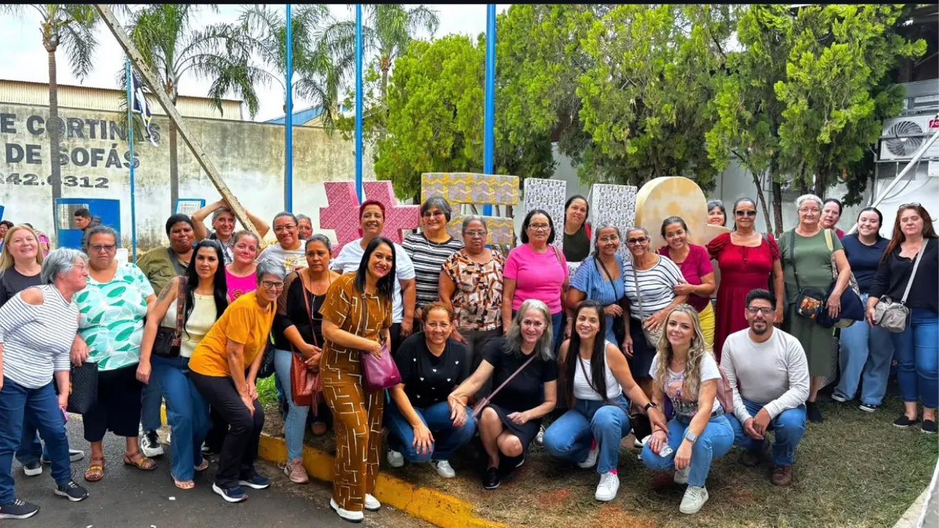 Artesãos de Maracaí visitam a 50ª Feira do Bordado de Ibitinga em ação de capacitação e incentivo ao empreendedorismo