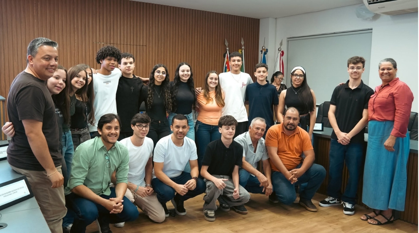 Câmara Municipal de Maracaí empossa integrantes da 4ª edição do Parlamento Jovem