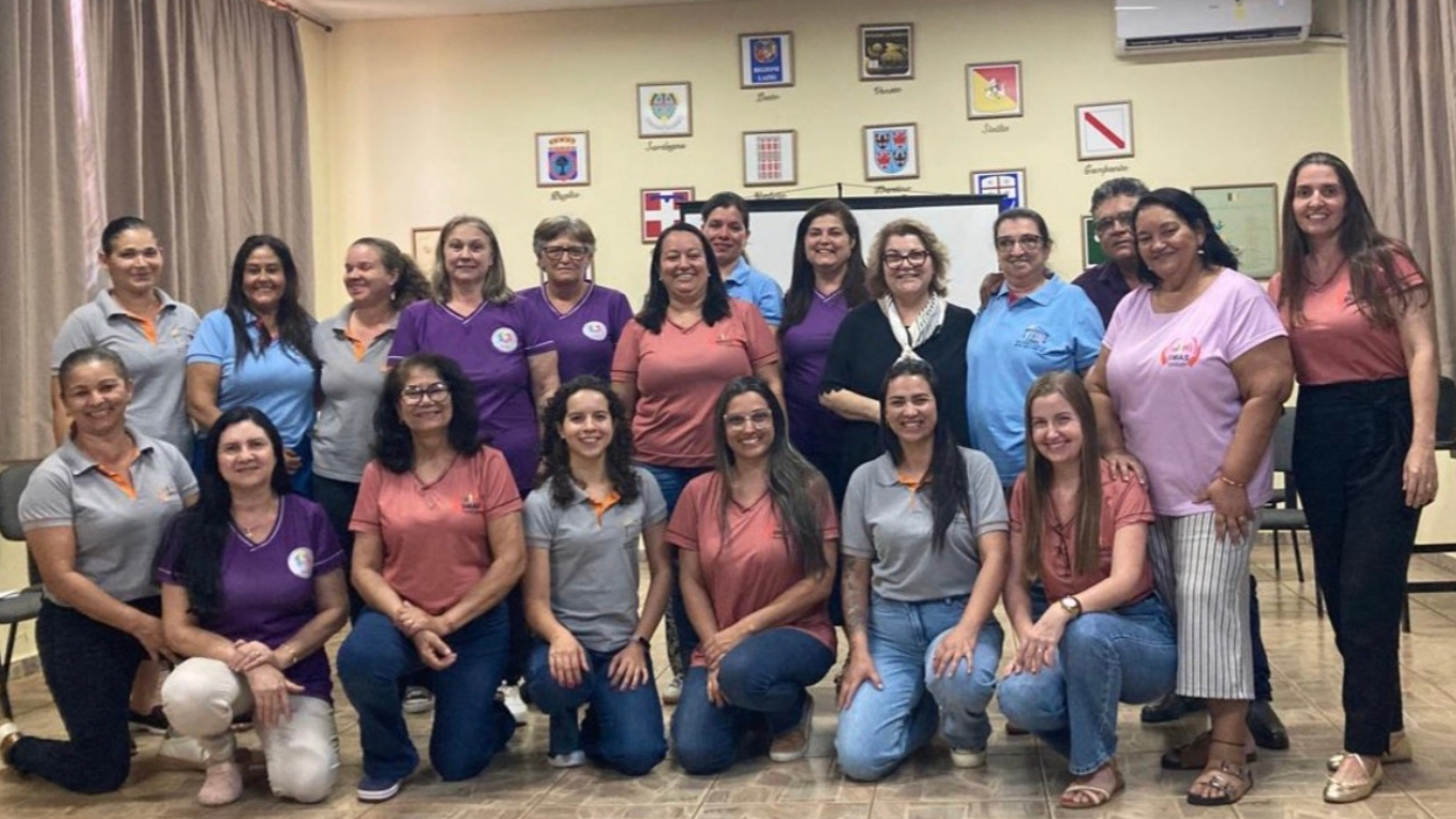 Pedrinhas Paulista realiza 1º Encontro de Educação Permanente para profissionais da Assistência Social