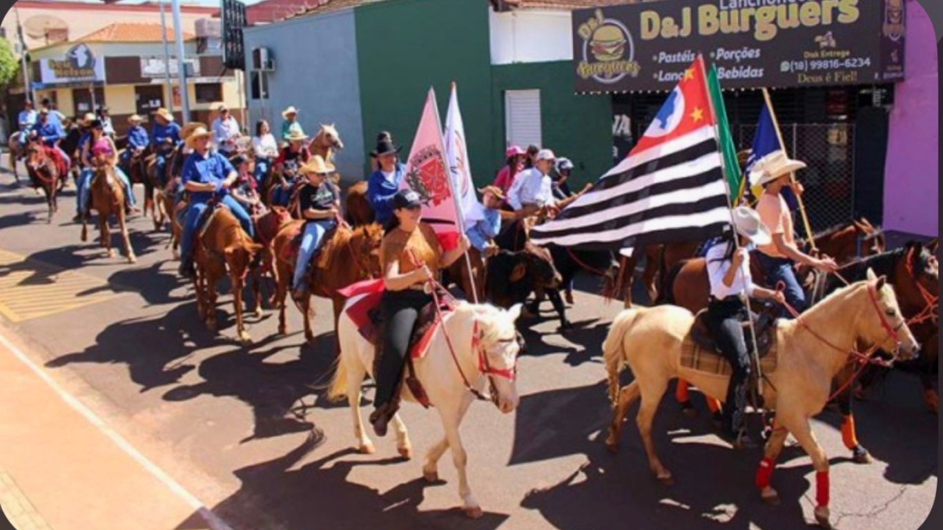 Cavalgada da 32ª Festa do Tropeiro movimentará as ruas de Tarumã neste domingo