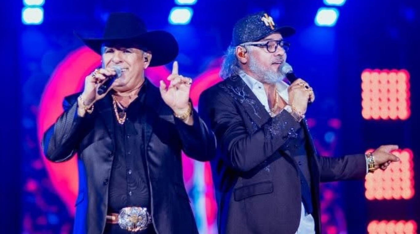 Dupla Marcos Paulo & Marcelo é atração de hoje da 14ª Feira do Produtor Rural de Tarumã