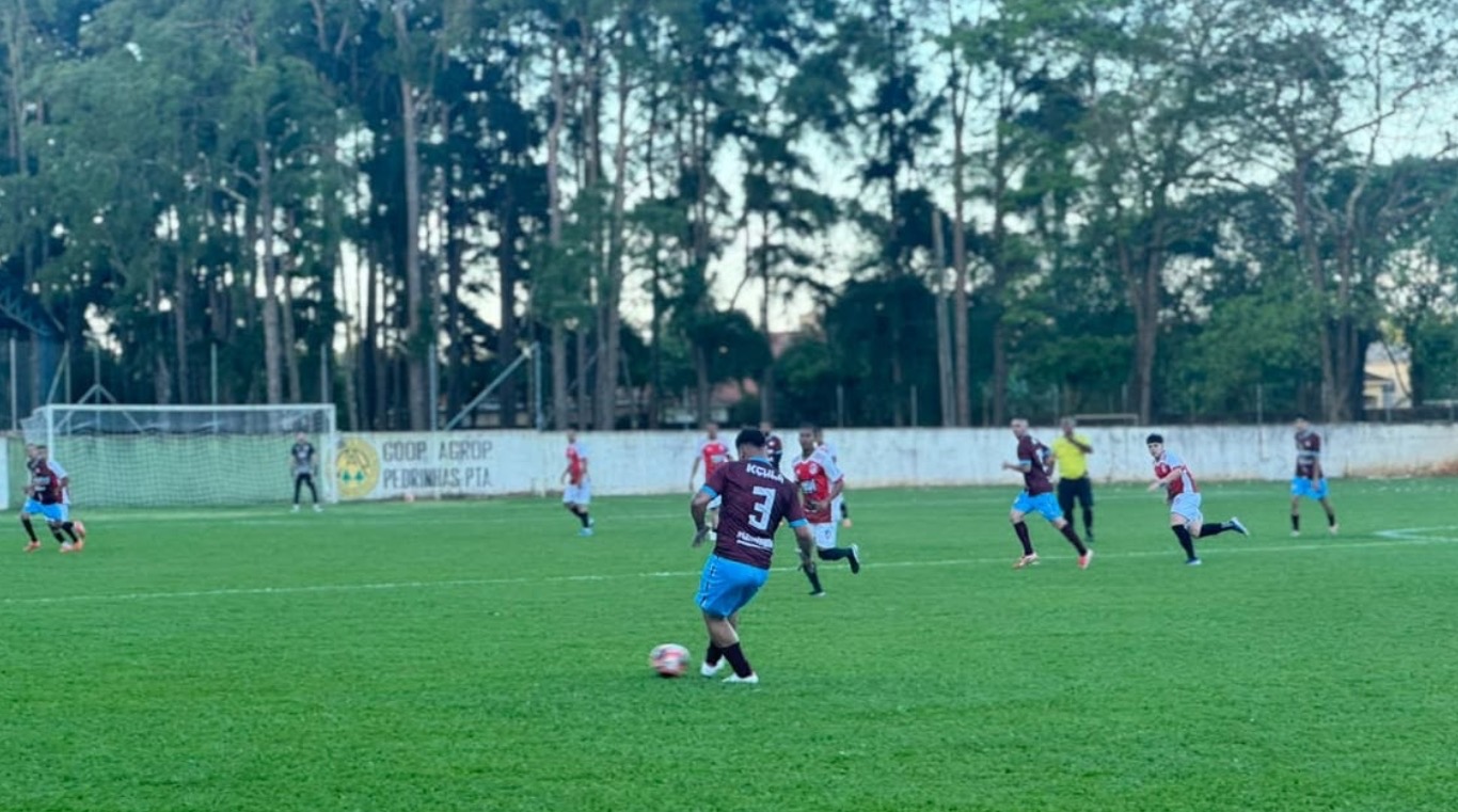 Terceira rodada do Campeonato Varzeano de Pedrinhas Paulista ocorre neste sábado, dia 24