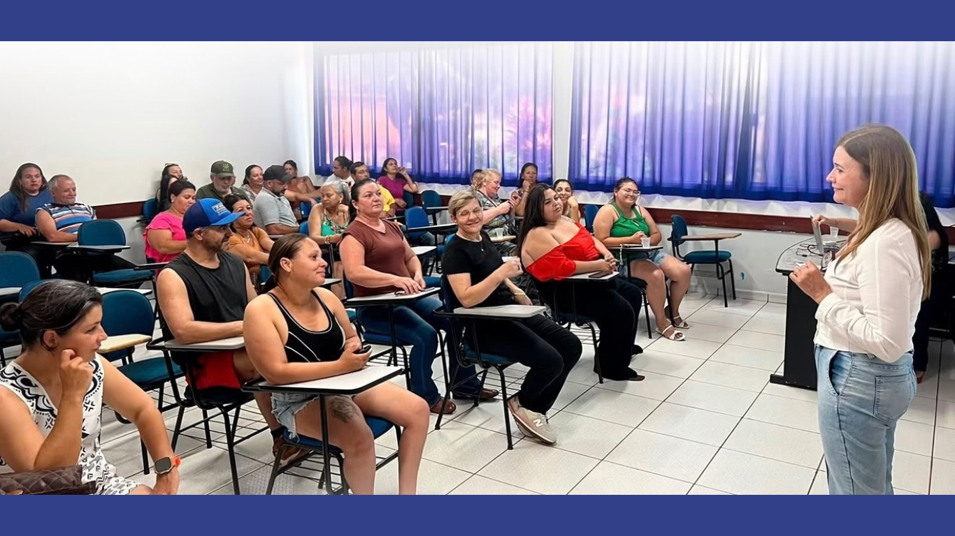 Bolsistas da Frente de Trabalho participam de encontro sobre qualificação profissional em Tarumã