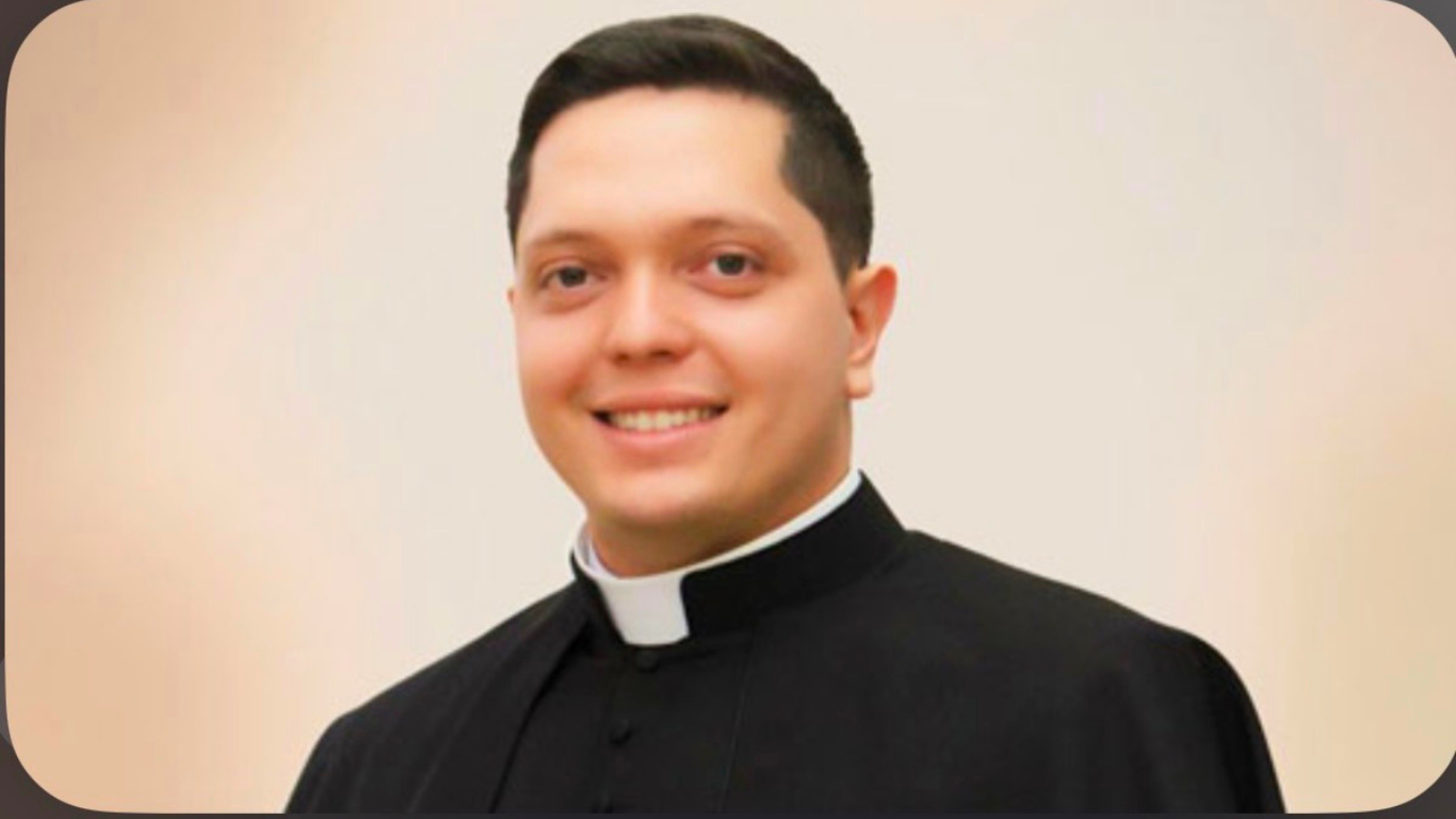 Padre Anderson Santana Cunha receberá Título de Cidadão Florinense em novembro
